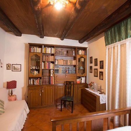 La Via Dei Presepi Bed & Breakfast Naples Exterior photo